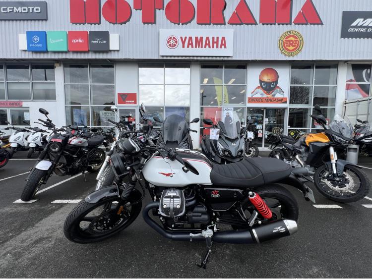 MOTO GUZZI V7 STONE TEN