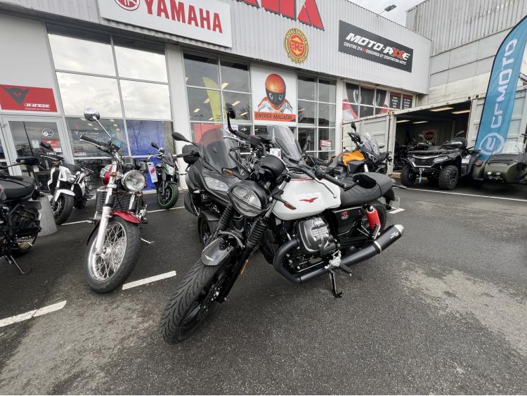 MOTO GUZZI V7 STONE TEN