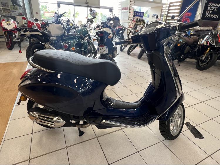 VESPA PRIMAVERA 50