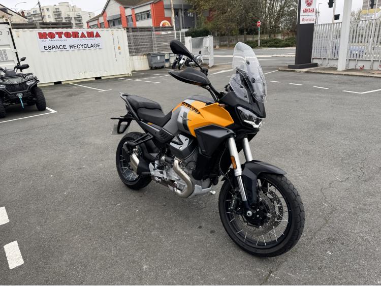 MOTO GUZZI STELVIO