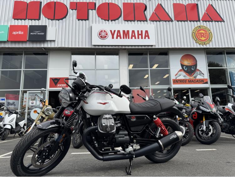 *** PROMO *** MOTO GUZZI V7  STONE TEN 